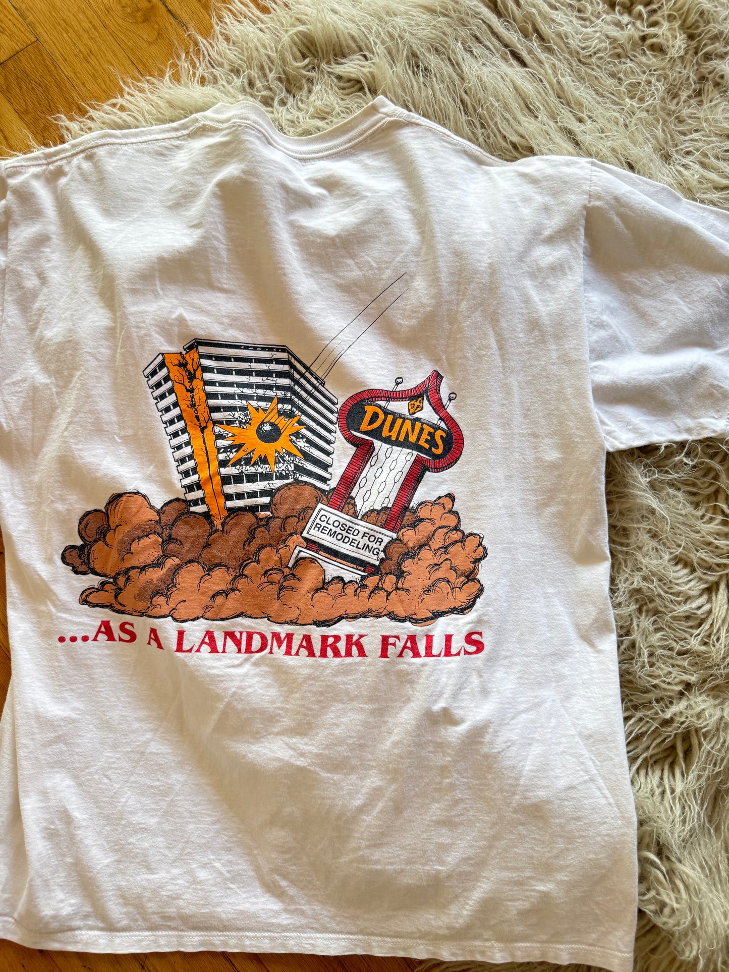 90's Dunes Implosion Tee